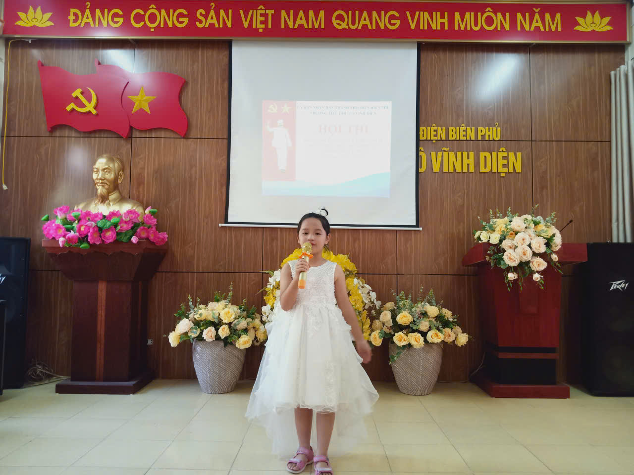 Hình ảnh các em học sinh tham gia Hội thi