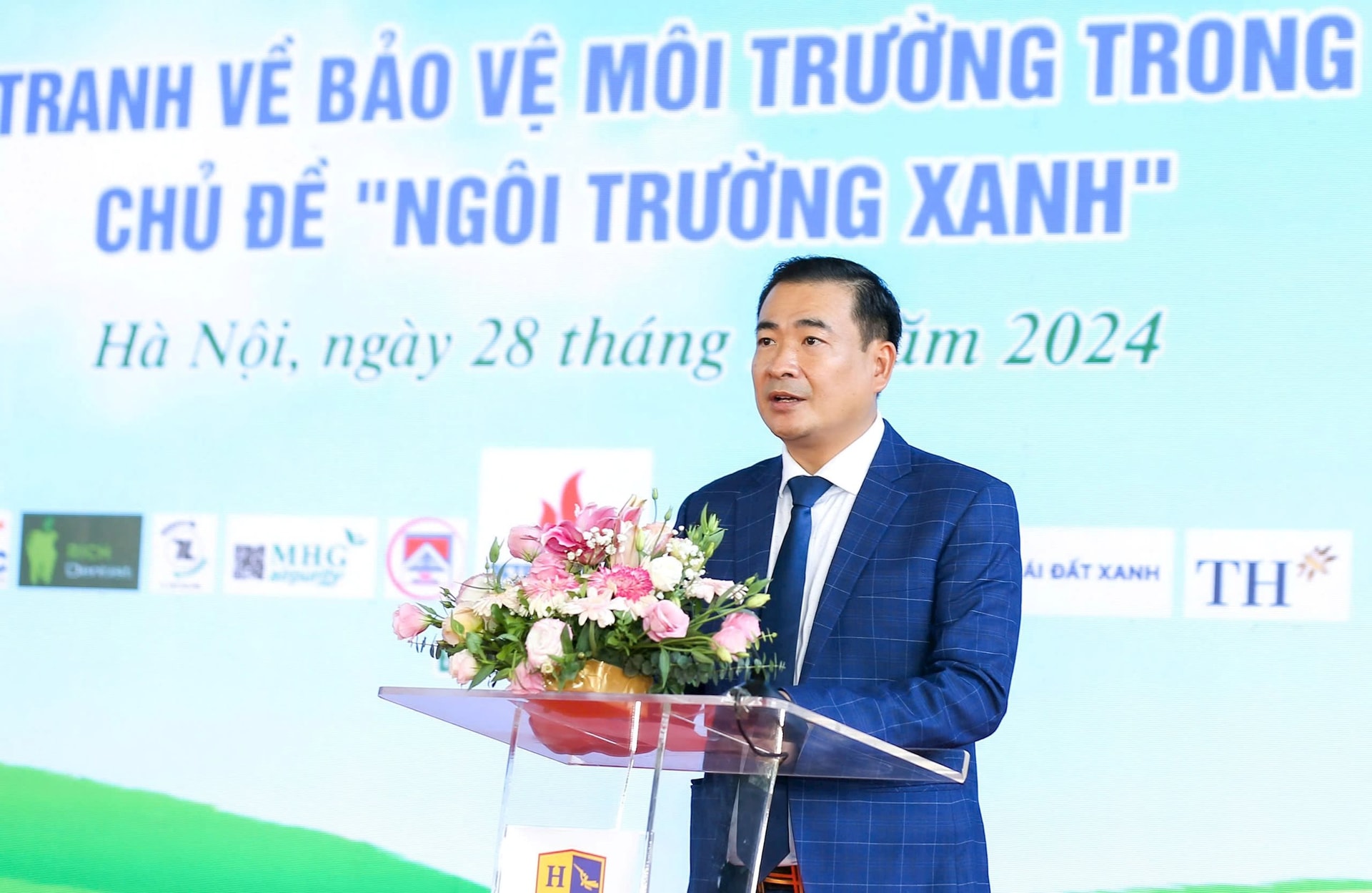 Ông Nguyễn Văn Toàn – Tổng biên tập Tạp chí điện tử Môi trường và Cuộc sống, Trưởng Ban tổ chức cuộc thi phát biểu khai mạc Lễ trao giải